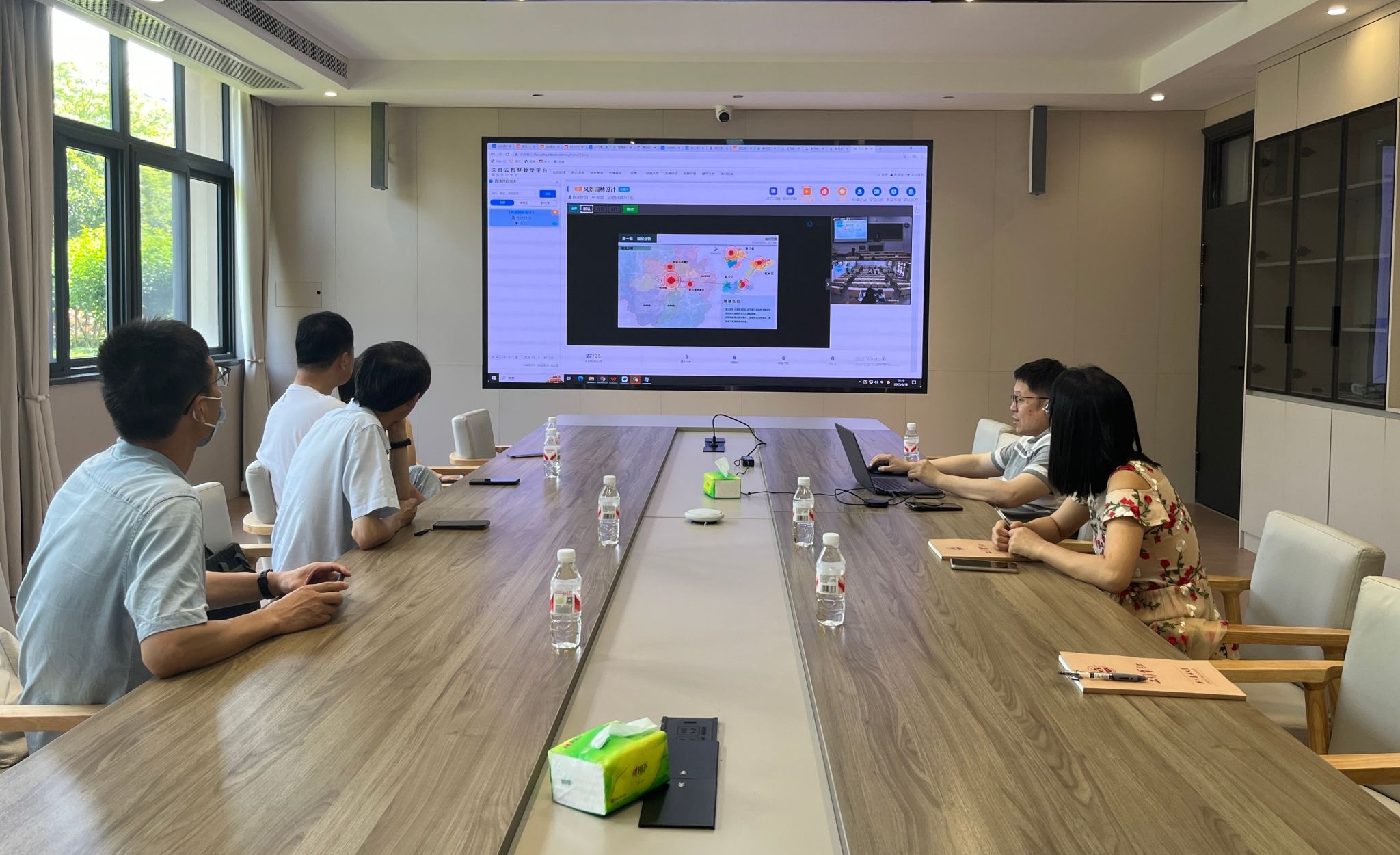 杭州科技职业技术学院来校参观交流-信息与教育技术中心